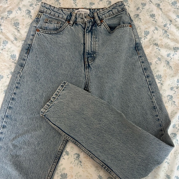 SOLD - ZARA Mom Jeans - Picture 1 of 3